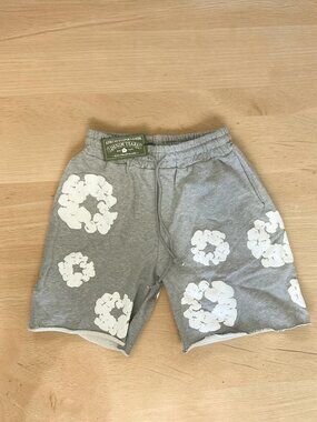 Grey Wreath Denim Tears Shorts Size M